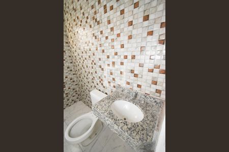 Casa para alugar com 50m², 1 quarto e sem vaga Casa para alugar com 50m², 1 quarto e sem vagaBanheiro