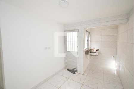 Sala de casa para alugar com 1 quarto, 50m² em Parque Edu Chaves, São Paulo