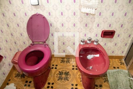 Casa à venda com 122m², 3 quartos e 3 vagas Casa à venda com 122m², 3 quartos e 3 vagasBanheiro 2