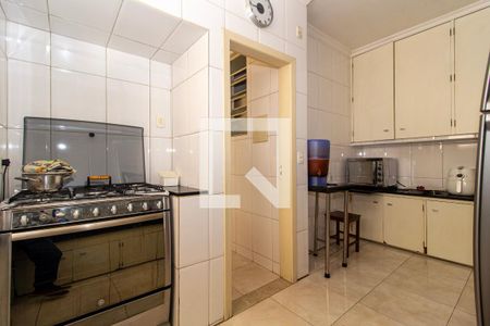Apartamento à venda com 140m², 4 quartos e 1 vaga Apartamento à venda com 140m², 4 quartos e 1 vagaCozinha