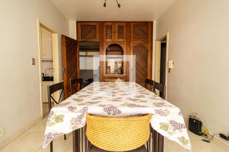 Apartamento à venda com 140m², 4 quartos e 1 vaga Apartamento à venda com 140m², 4 quartos e 1 vagaSala