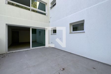 Apartamento à venda com 215m², 3 quartos e 4 vagasPátio