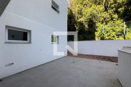 Apartamento à venda com 215m², 3 quartos e 4 vagasPátio