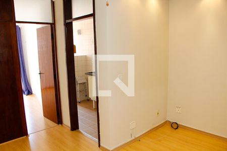 SALA de kitnet/studio para alugar com 1 quarto, 50m² em Centro, Campinas