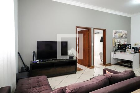 Sala de casa para alugar com 2 quartos, 223m² em Osvaldo Cruz, São Caetano do Sul