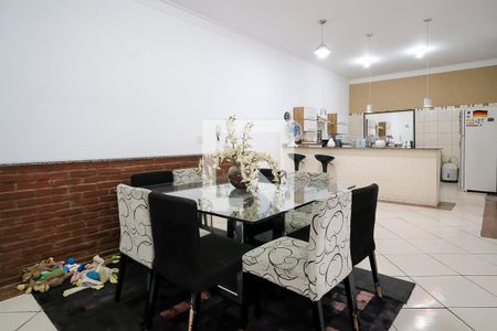 Casa à venda com 120m², 2 quartos e sem vagaSala