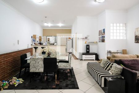 Sala de casa à venda com 2 quartos, 120m² em Osvaldo Cruz, São Caetano do Sul