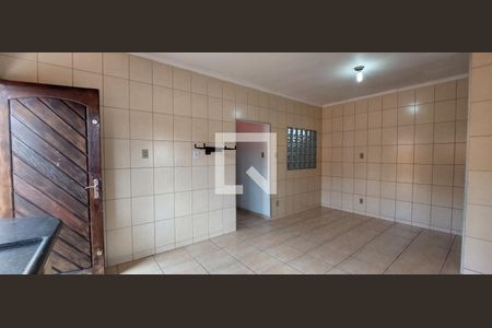 Casa para alugar com 100m², 1 quarto e 1 vaga Casa para alugar com 100m², 1 quarto e 1 vagaCozinha