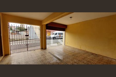 Casa para alugar com 100m², 1 quarto e 1 vaga Casa para alugar com 100m², 1 quarto e 1 vagaGaragem