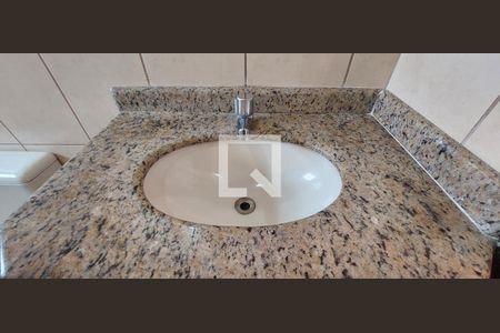 Casa para alugar com 100m², 1 quarto e 1 vaga Casa para alugar com 100m², 1 quarto e 1 vagaBanheiro Quarto 2