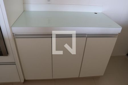 Apartamento para alugar com 56m², 2 quartos e 1 vaga Apartamento para alugar com 56m², 2 quartos e 1 vagaCozinha - Armários