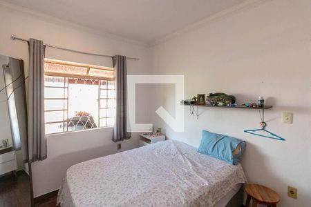 Quarto 1 de casa à venda com 4 quartos, 360m² em Coqueiros, Belo Horizonte