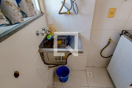 Apartamento para alugar com 40m², 2 quartos e 1 vaga Apartamento para alugar com 40m², 2 quartos e 1 vagaCozinha e área de serviço