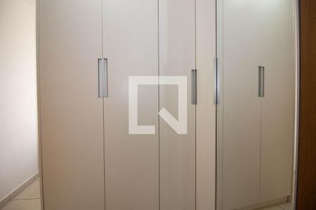 Apartamento para alugar com 48m², 1 quarto e 1 vaga Apartamento para alugar com 48m², 1 quarto e 1 vagaCloset