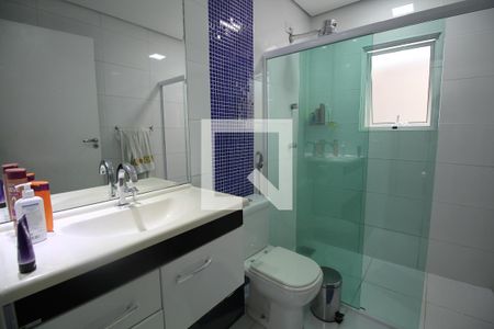 Banheiro da Suite 1 de casa à venda com 2 quartos, 330m² em Cambuci, São Paulo