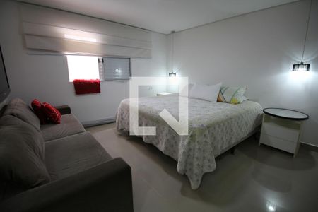 Suíte 1 de casa à venda com 2 quartos, 330m² em Cambuci, São Paulo