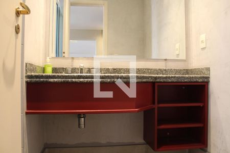 Apartamento à venda com 203m², 4 quartos e 3 vagasBanheiro da Sala de TV