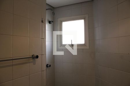 Apartamento à venda com 203m², 4 quartos e 3 vagasBanheiro da Suíte 1