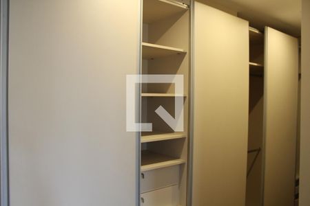 Apartamento à venda com 203m², 4 quartos e 3 vagasCloset da suíte 3