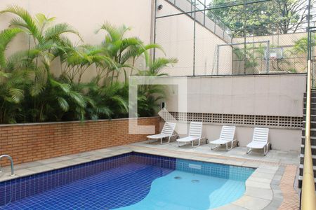 Apartamento à venda com 203m², 4 quartos e 3 vagasÁrea comum - Piscina