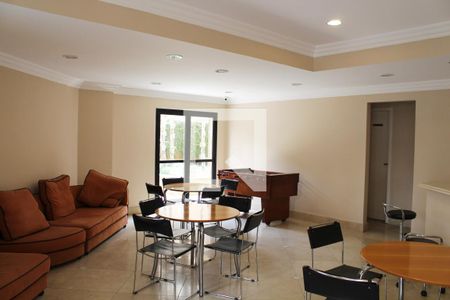 Apartamento à venda com 203m², 4 quartos e 3 vagasÁrea comum - Salão de festas