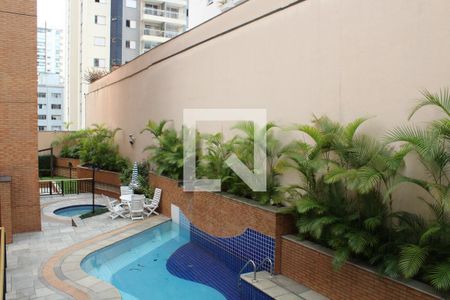 Apartamento à venda com 203m², 4 quartos e 3 vagasÁrea comum - Piscina