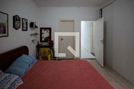 Casa à venda com 251m², 3 quartos e 4 vagasSuíte 2