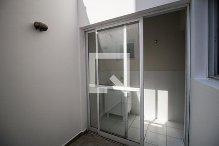 Studio para alugar com 30m², 1 quarto e 1 vaga Studio para alugar com 30m², 1 quarto e 1 vagaÁrea de Luz