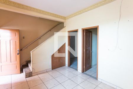 Sala de casa de condomínio para alugar com 2 quartos, 83m² em Lagoinha, Belo Horizonte