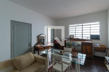 Sala de casa à venda com 5 quartos, 130m² em Taquaral, Campinas