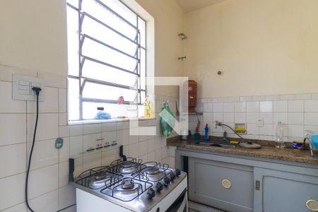 Casa à venda com 130m², 5 quartos e 3 vagas Casa à venda com 130m², 5 quartos e 3 vagasCozinha