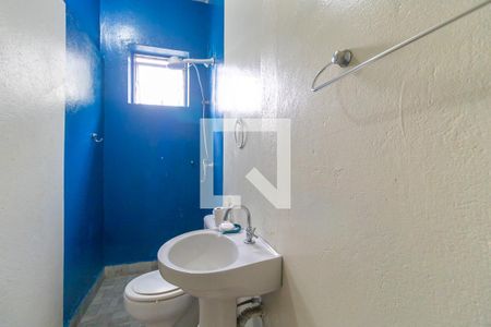 Casa à venda com 130m², 5 quartos e 3 vagas Casa à venda com 130m², 5 quartos e 3 vagasBanheiro 2