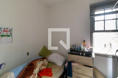 Casa à venda com 130m², 5 quartos e 3 vagas Casa à venda com 130m², 5 quartos e 3 vagasQuarto 4