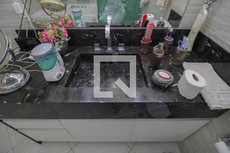 Casa à venda com 600m², 4 quartos e 1 vaga Casa à venda com 600m², 4 quartos e 1 vagaBanheiro do Quarto 1