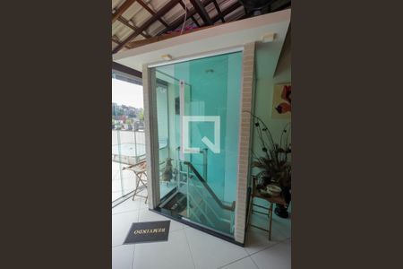 Casa à venda com 600m², 4 quartos e 1 vaga Casa à venda com 600m², 4 quartos e 1 vagaÁrea Gourmet