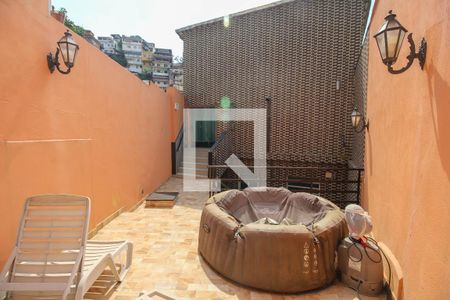 Casa à venda com 600m², 4 quartos e 1 vaga Casa à venda com 600m², 4 quartos e 1 vagaÁrea Externa