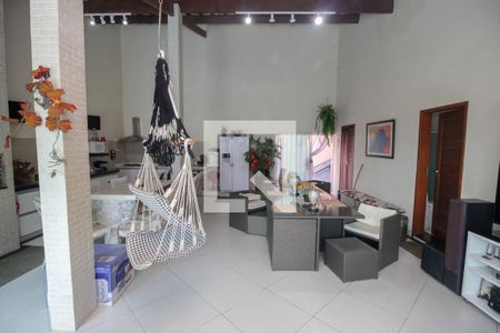 Casa à venda com 600m², 4 quartos e 1 vaga Casa à venda com 600m², 4 quartos e 1 vagaÁrea Gourmet