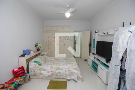 Casa à venda com 600m², 4 quartos e 1 vaga Casa à venda com 600m², 4 quartos e 1 vagaQuarto 3