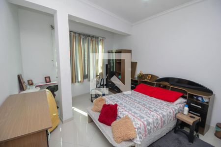 Casa à venda com 600m², 4 quartos e 1 vaga Casa à venda com 600m², 4 quartos e 1 vagaQuarto 4