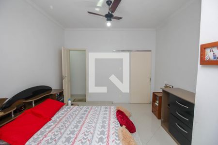 Casa à venda com 600m², 4 quartos e 1 vaga Casa à venda com 600m², 4 quartos e 1 vagaQuarto 4