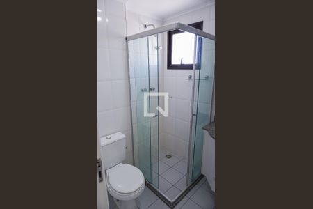 Banheiro da suíte de apartamento para alugar com 3 quartos, 84m² em Saúde, São Paulo