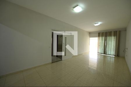 Sala de casa para alugar com 3 quartos, 160m² em Jardim Buriti Sereno, Aparecida de Goiânia