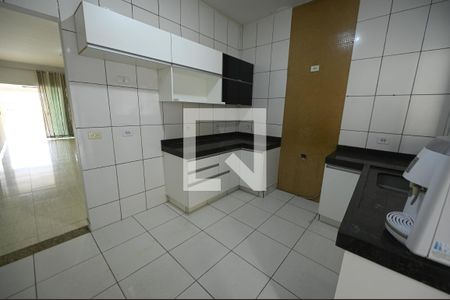 Cozinha de casa para alugar com 3 quartos, 160m² em Jardim Buriti Sereno, Aparecida de Goiânia