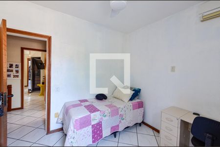 Quarto 1 de casa de condomínio para alugar com 3 quartos, 306m² em Itaipu, Niterói