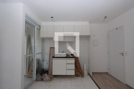 Cozinha de apartamento para alugar com 1 quarto, 33m² em Parque da Vila Prudente, São Paulo