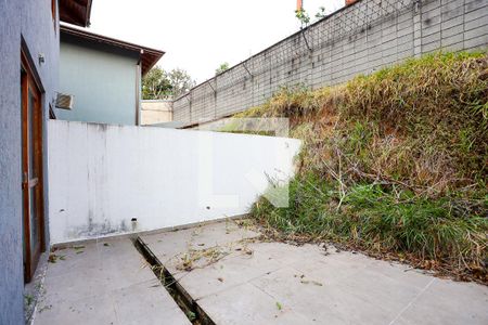 Sala - varanda - quintal de apartamento para alugar com 2 quartos, 135m² em Jardim Nova Coimbra, Cotia
