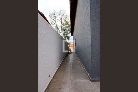 Corredor lateral externo de apartamento para alugar com 2 quartos, 135m² em Jardim Nova Coimbra, Cotia