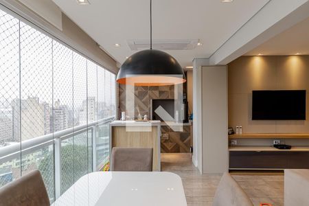 Varanda Gourmet de apartamento à venda com 2 quartos, 74m² em Aclimação, São Paulo
