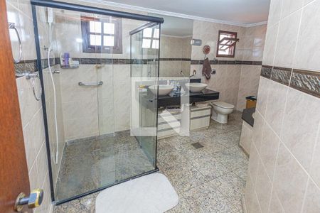 Casa à venda com 459m², 4 quartos e 4 vagasSuite