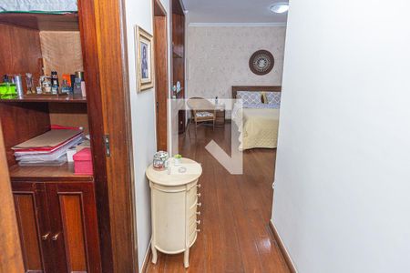 Casa à venda com 459m², 4 quartos e 4 vagasQuarto 2 / suite e closet